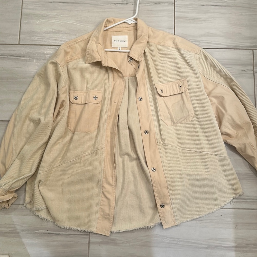 Thread & supply Shaket, size xl, cream, corduroy type material, excellent cond.